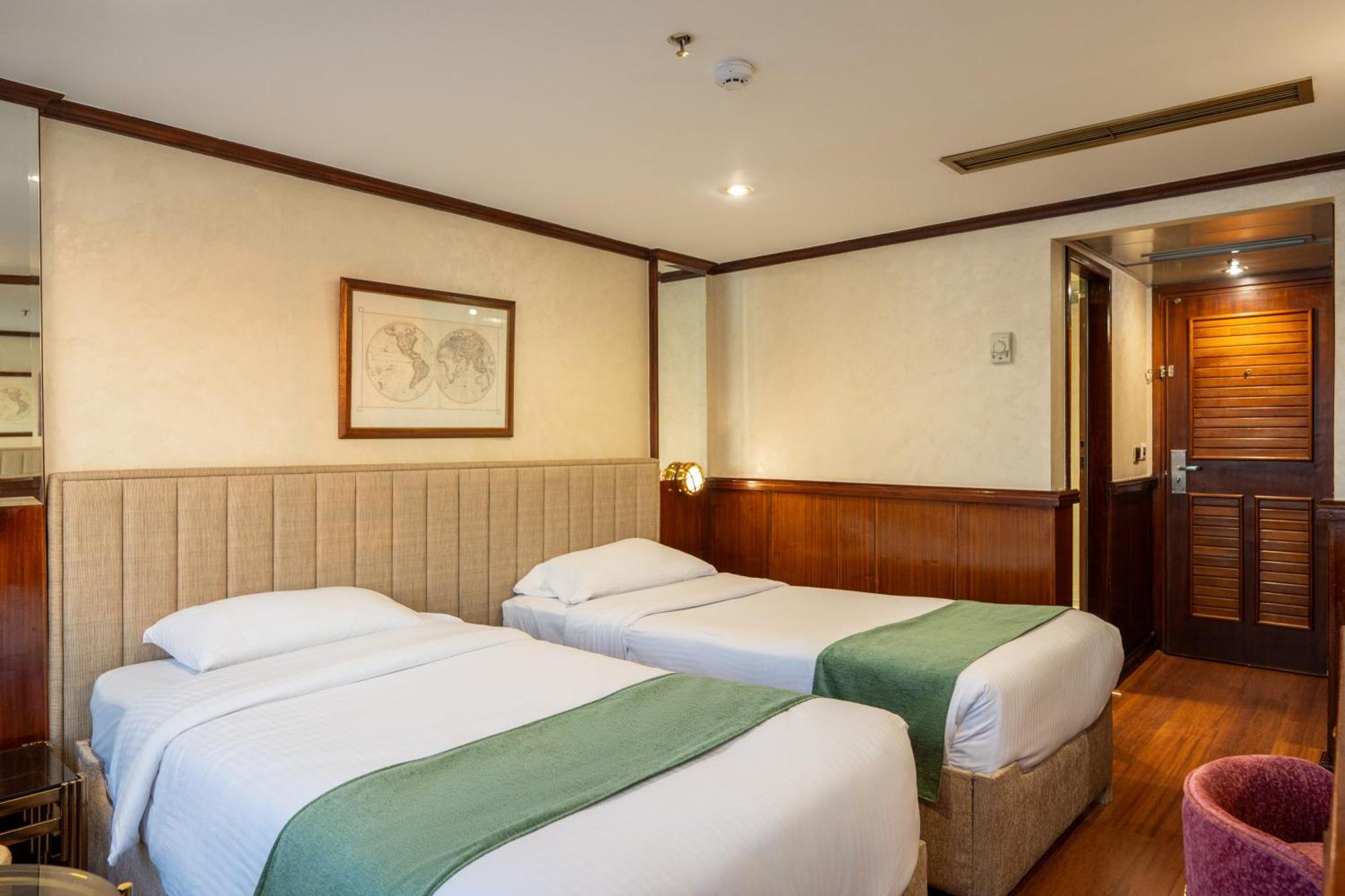 Hotel Magic I Nile Cruise Deluxe Boat The Scheduled Departure Is On Saturday For A 7-Day Nile Cruise Luxor Exteriér fotografie