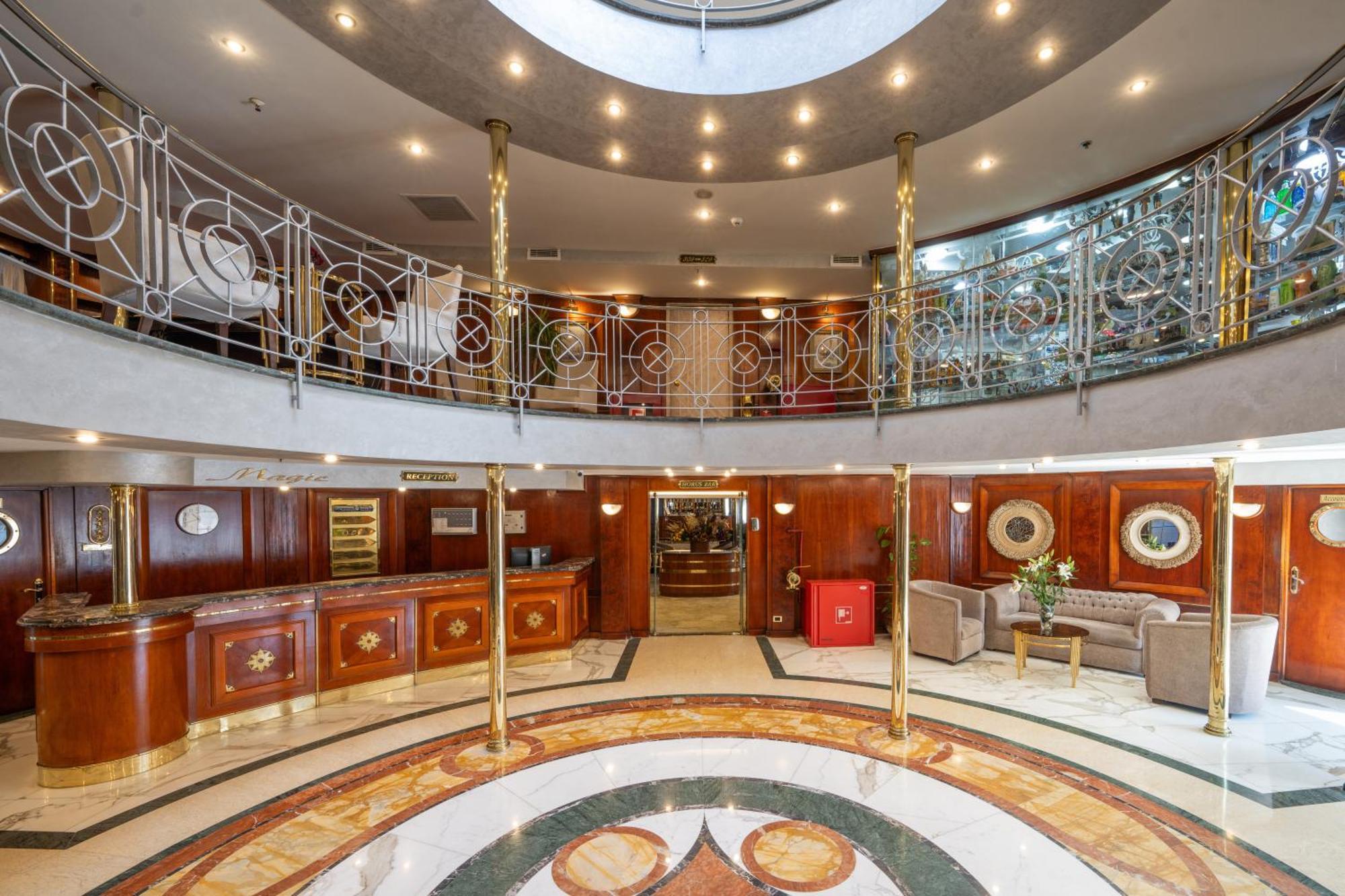 Hotel Magic I Nile Cruise Deluxe Boat The Scheduled Departure Is On Saturday For A 7-Day Nile Cruise Luxor Exteriér fotografie